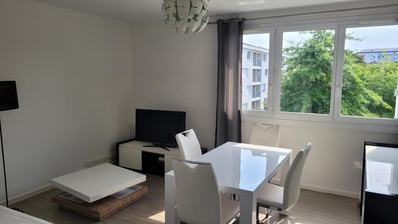 Appartement Lumineux ショレ エクステリア 写真
